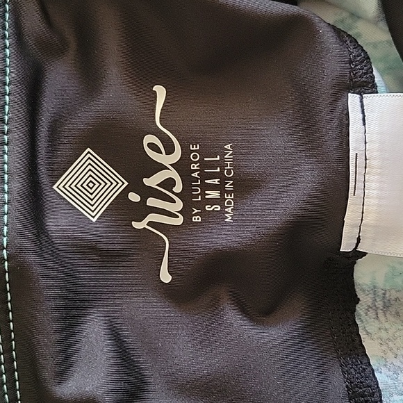 NWT LulaRoe Rise Fearless Leggings Size Small - Picture 4 of 6